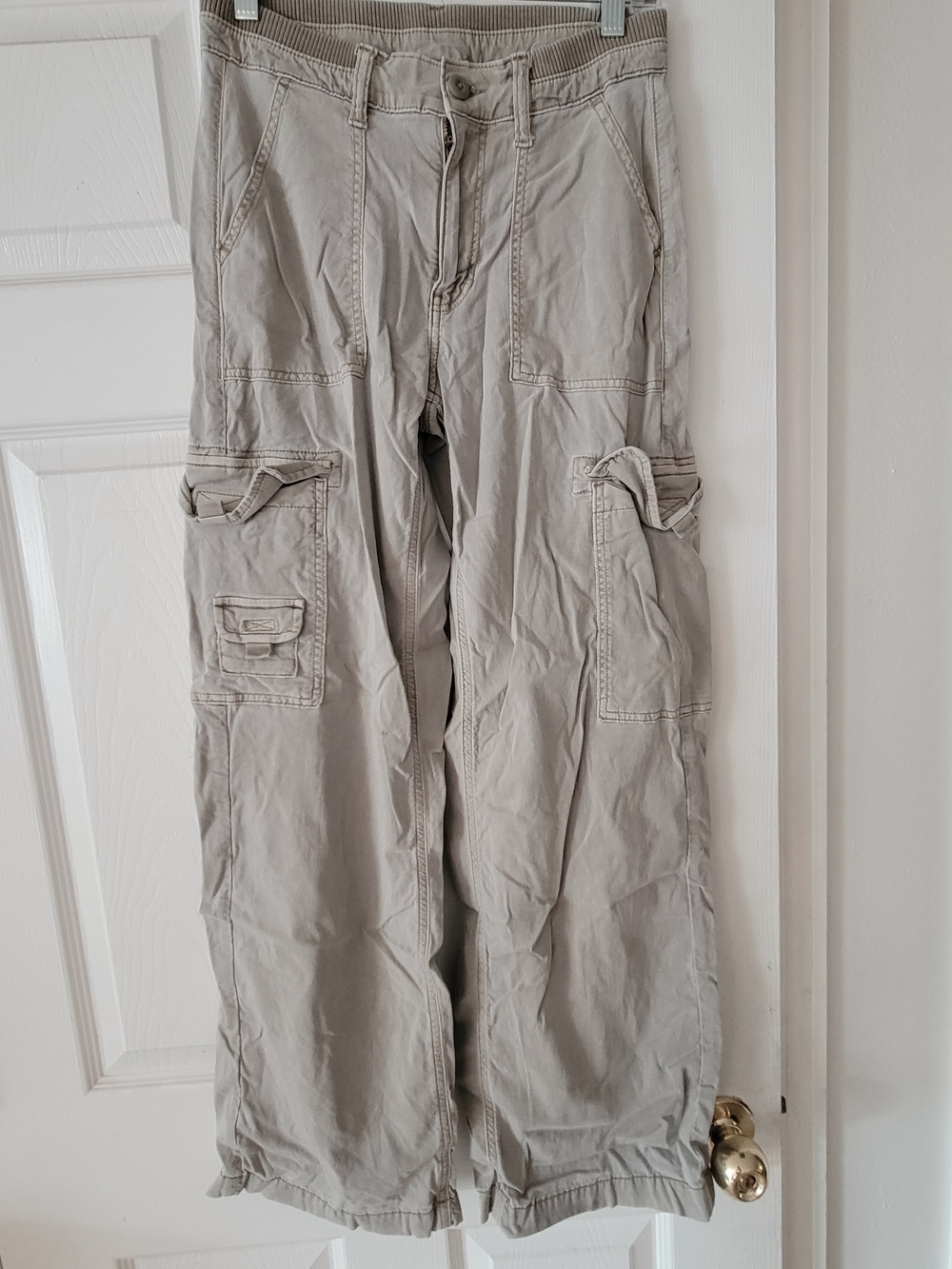 American Eagle Outfitters Beige Women's Cargo Pants